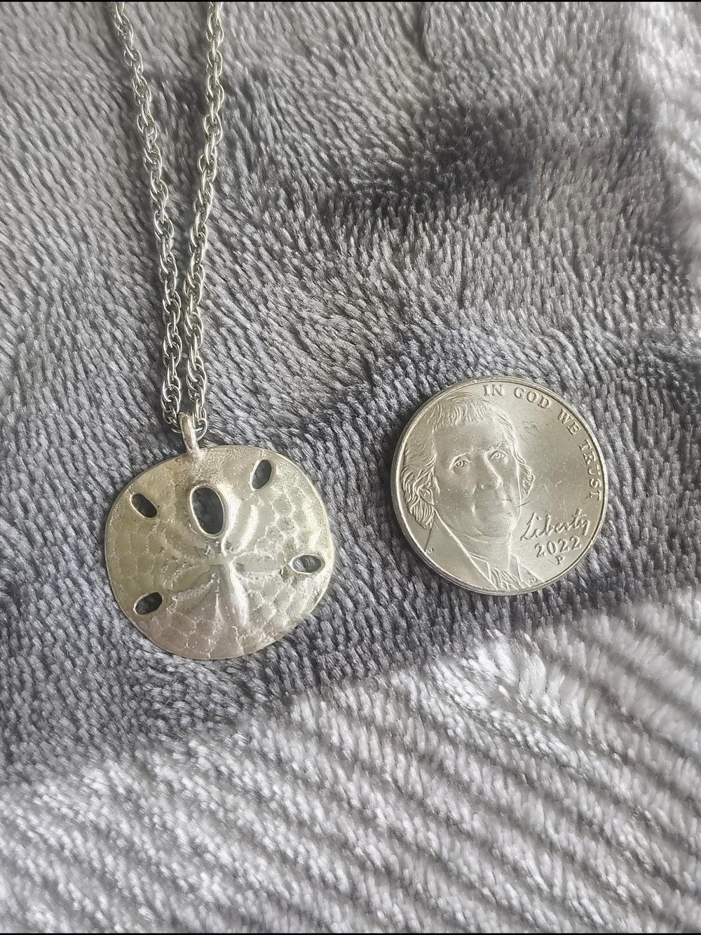 Sterling Silver Sand Dollar Pendant Necklace - White/Silver - Picture 2 of 3